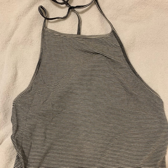 AMERICAN EAGLE Tie Up Top - Picture 3 of 4